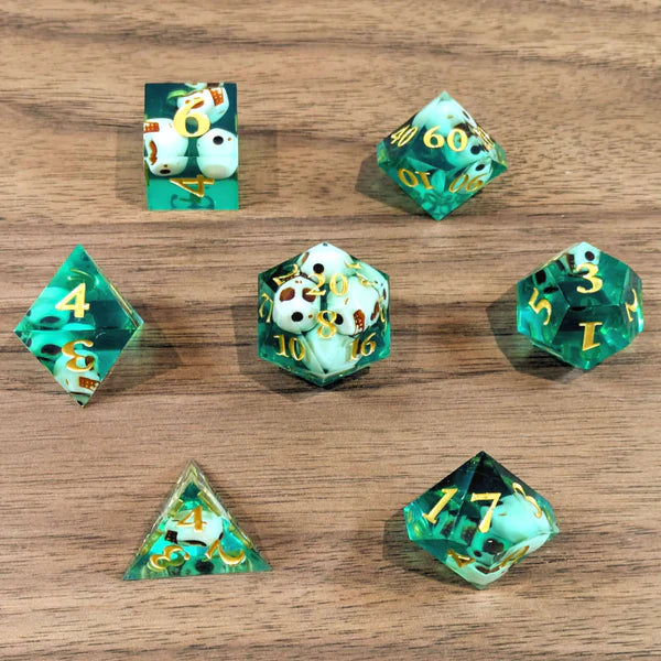 Sunken Skulls Sharp Edge Dice