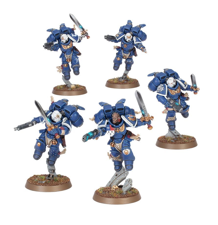 SPACE MARINES: VANGUARD VETERAN SQUAD WITH JUMP PACKS. Pre-orders ship on or after launch day 03/10/2026